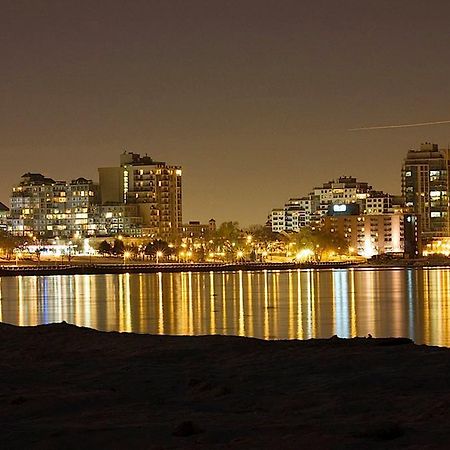 Waterfront Hotel Downtown Burlington Ngoại thất bức ảnh