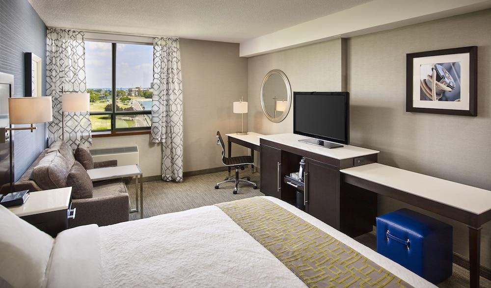 Waterfront Hotel Downtown Burlington Ngoại thất bức ảnh