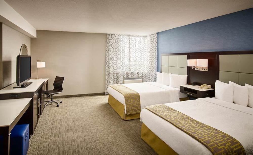 Waterfront Hotel Downtown Burlington Ngoại thất bức ảnh