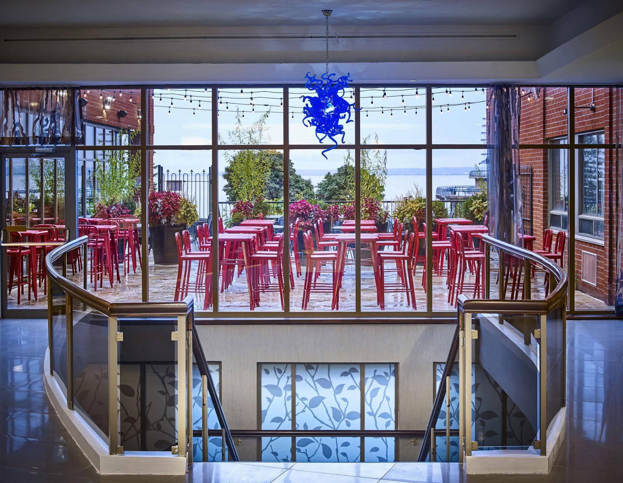 Waterfront Hotel Downtown Burlington Ngoại thất bức ảnh