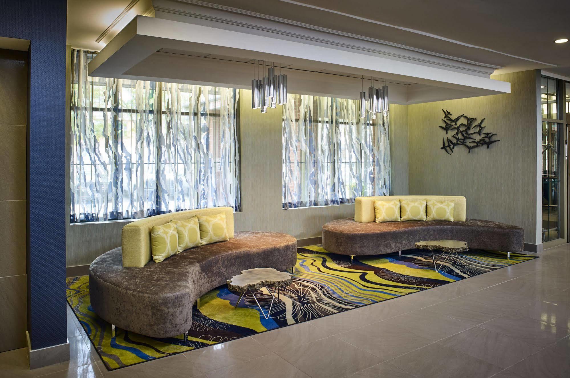 Waterfront Hotel Downtown Burlington Ngoại thất bức ảnh